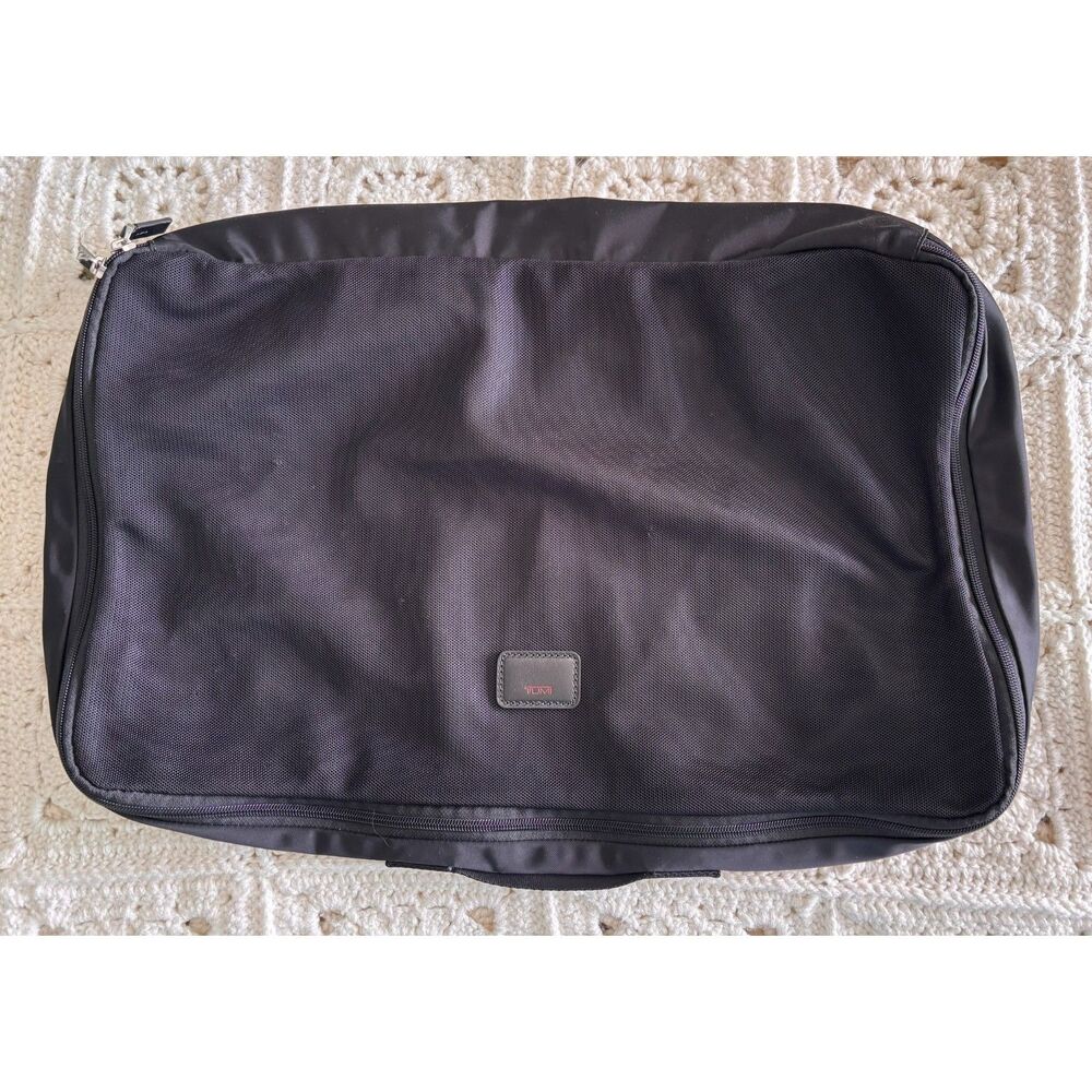 TUMI Extra Large Packing Cube Black Nylon Mesh Travel Organizer 19.5”